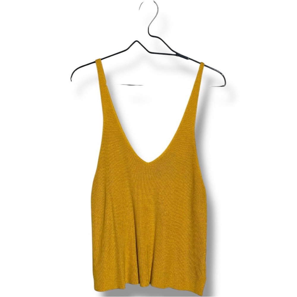 Forever 21 Mustard Knit V Neck Relaxed Fit Sleeveless Classic Style Tank Top - Picture 11 of 14